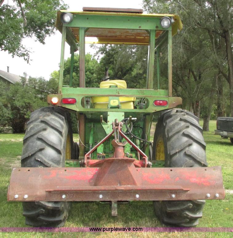 image for item H4510 1969 John Deere 4020 row crop tractor