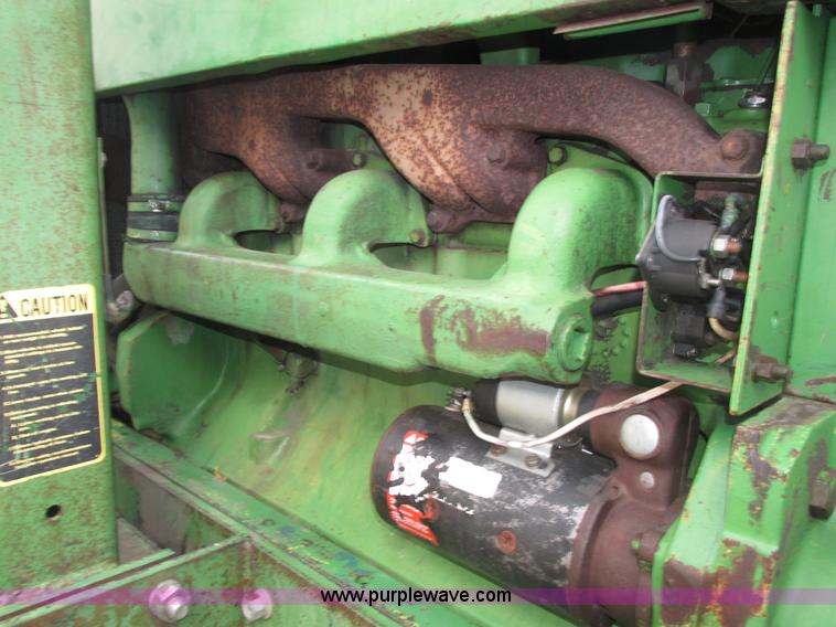 image for item H4510 1969 John Deere 4020 row crop tractor