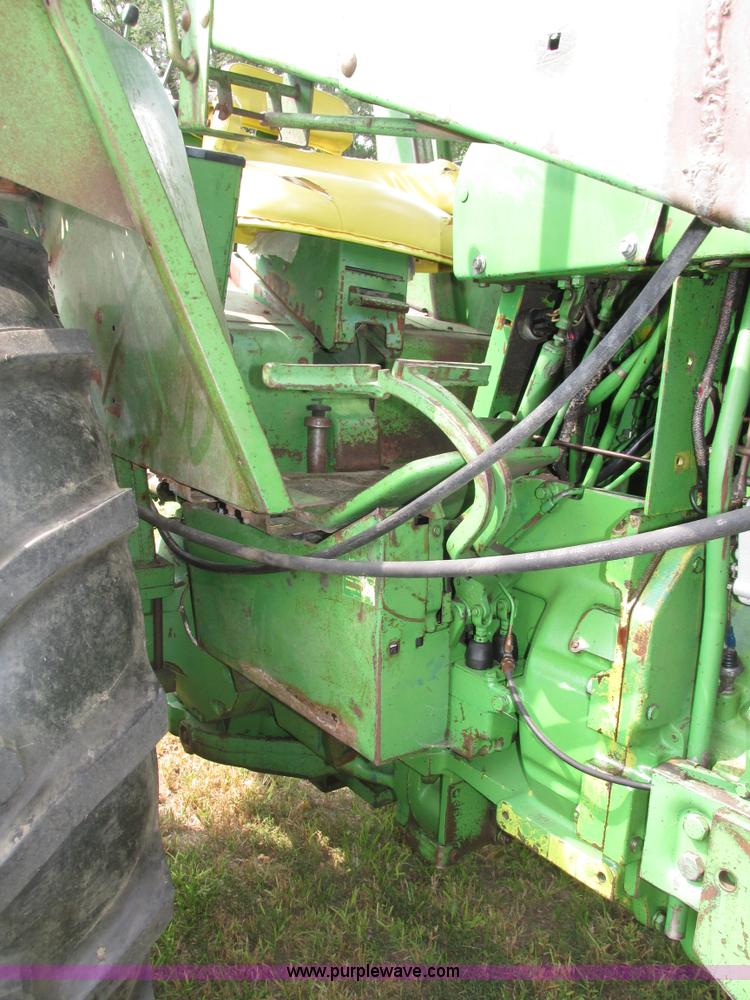 image for item H4510 1969 John Deere 4020 row crop tractor