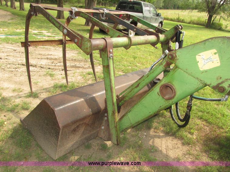 image for item H4510 1969 John Deere 4020 row crop tractor