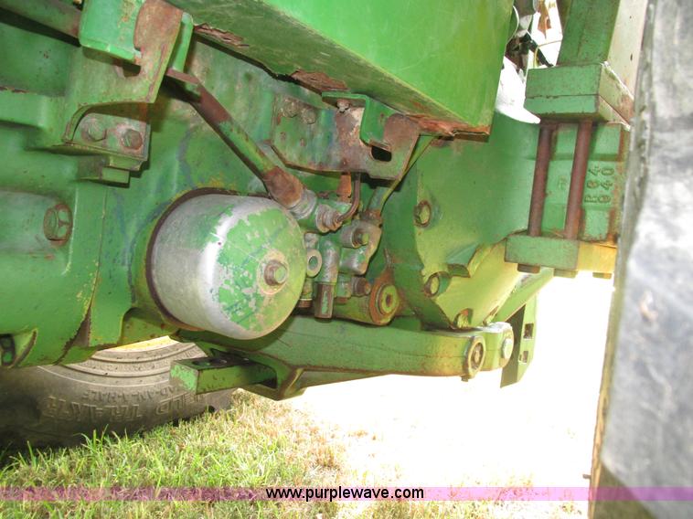 image for item H4510 1969 John Deere 4020 row crop tractor