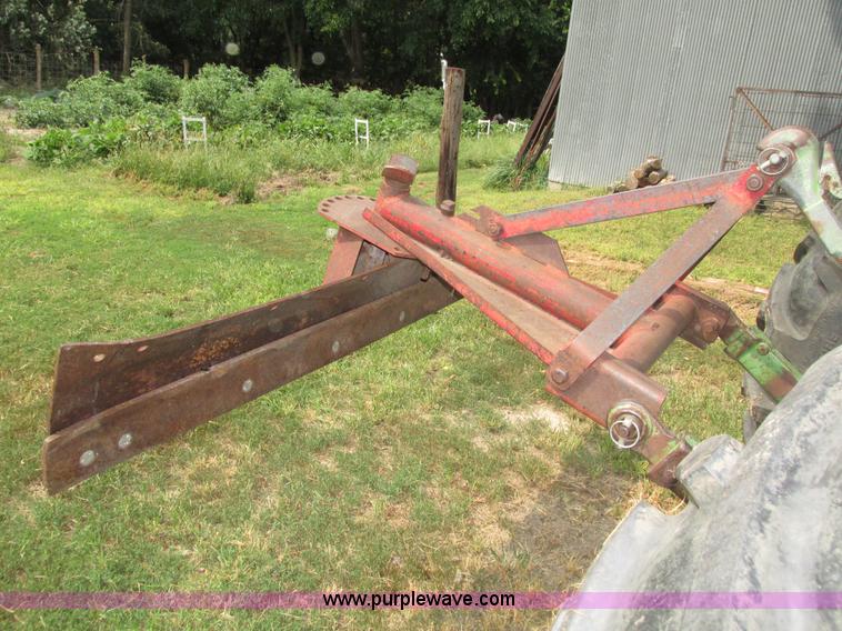 image for item H4510 1969 John Deere 4020 row crop tractor