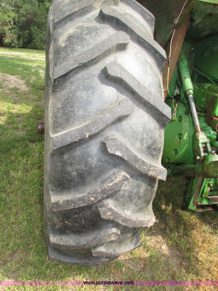 image for item H4510 1969 John Deere 4020 row crop tractor