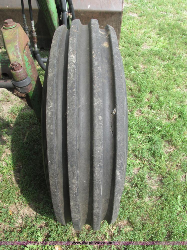 image for item H4510 1969 John Deere 4020 row crop tractor