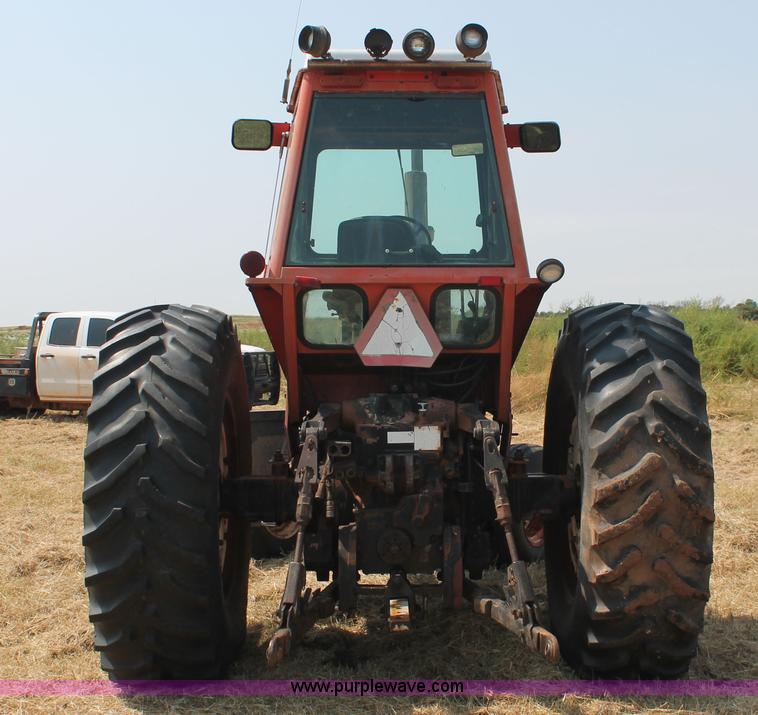 image for item H8127 1979 Allis Chalmers 7045 tractor