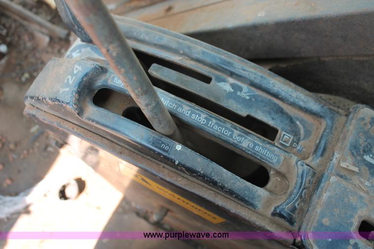 image for item H8127 1979 Allis Chalmers 7045 tractor