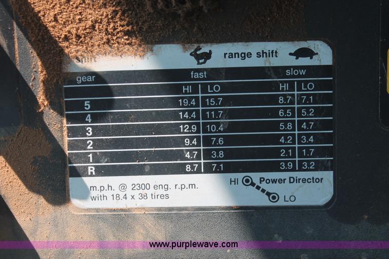 image for item H8127 1979 Allis Chalmers 7045 tractor