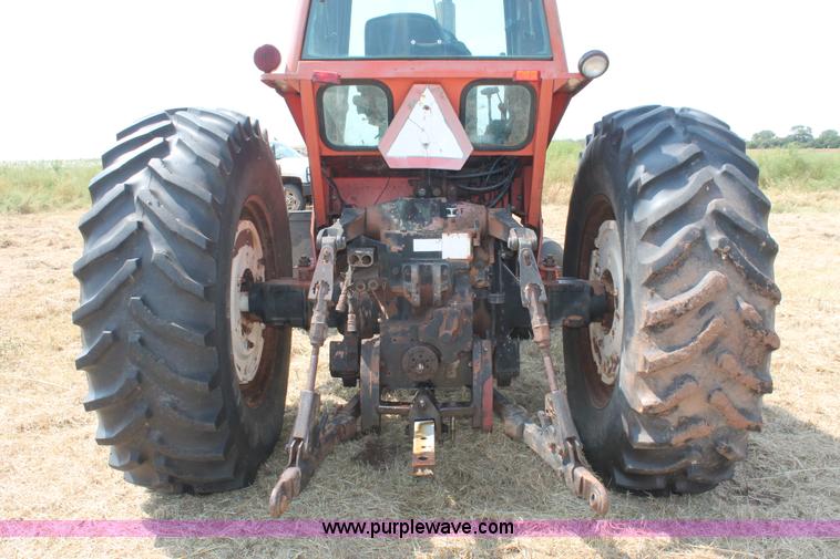 image for item H8127 1979 Allis Chalmers 7045 tractor