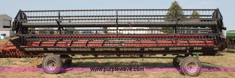 image for item H8131 1997 Case IH 1020 flex head