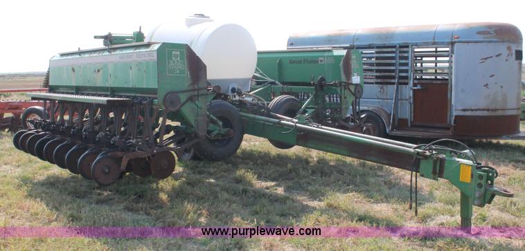 image for item H8136 Great Plains Solid Stand grain drill