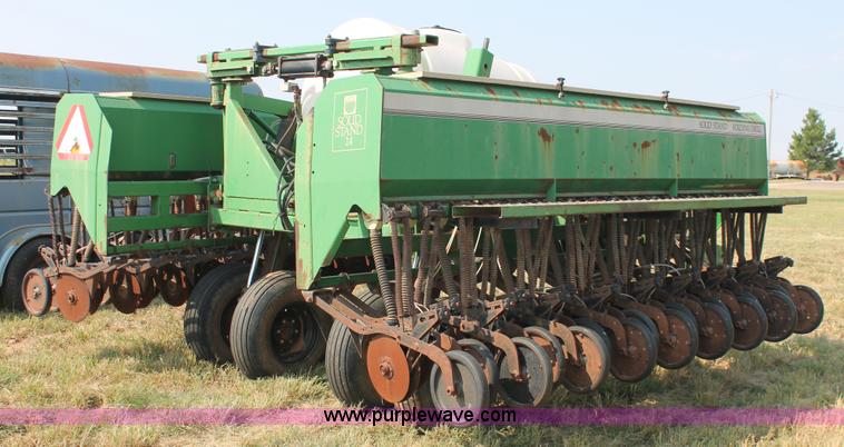 image for item H8136 Great Plains Solid Stand grain drill