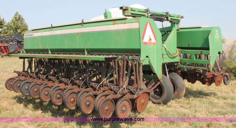 image for item H8136 Great Plains Solid Stand grain drill