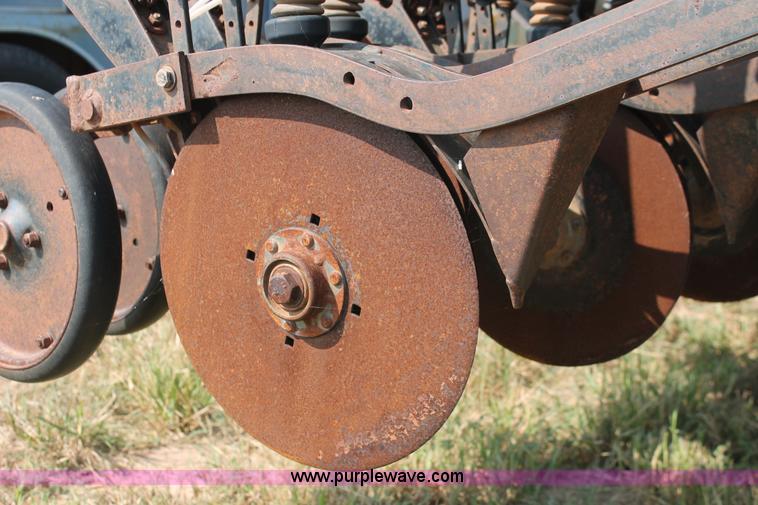 image for item H8136 Great Plains Solid Stand grain drill