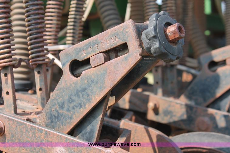 image for item H8136 Great Plains Solid Stand grain drill