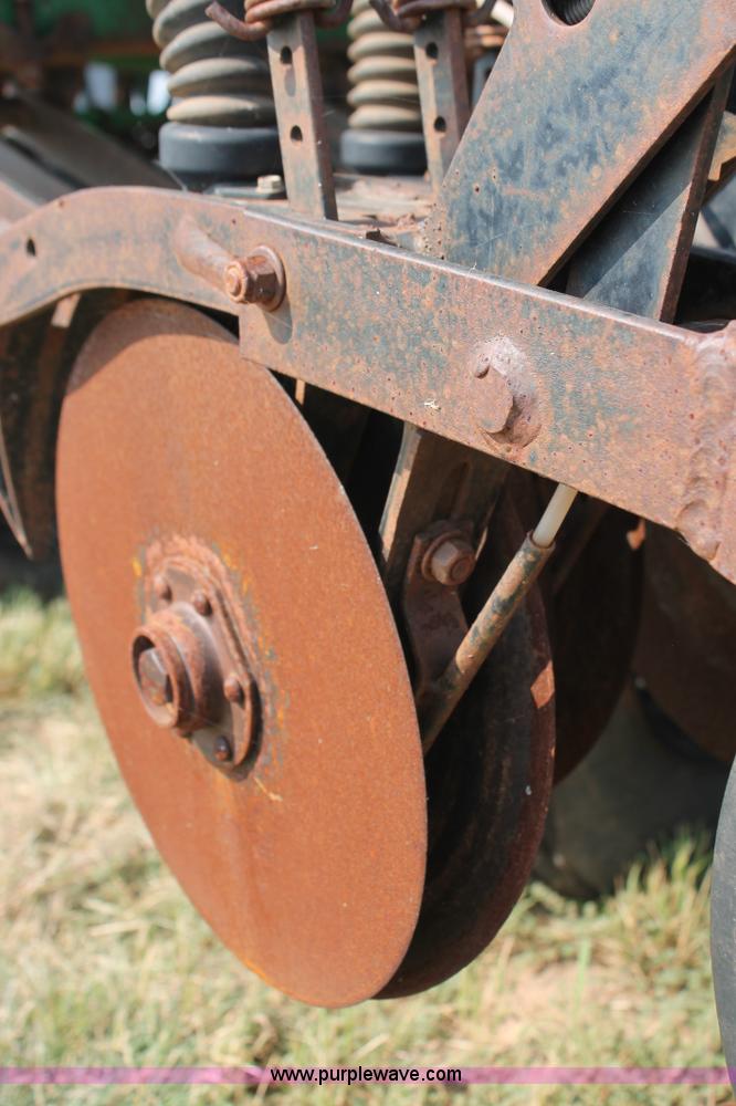 image for item H8136 Great Plains Solid Stand grain drill