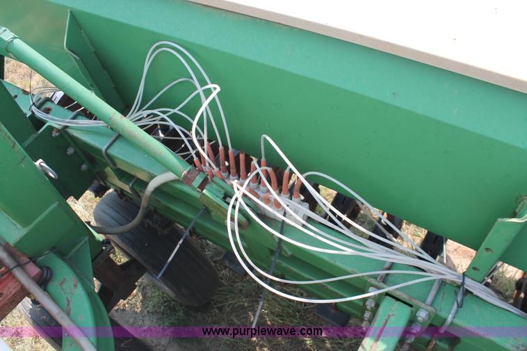 image for item H8136 Great Plains Solid Stand grain drill