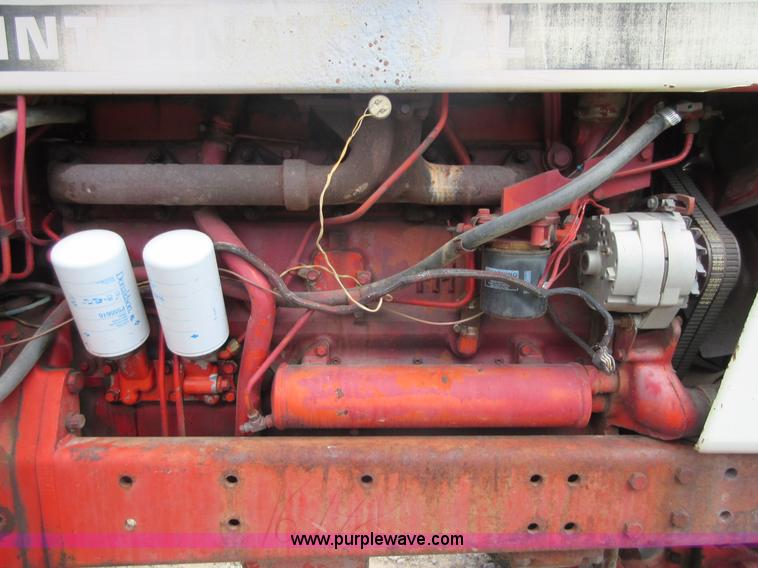 image for item I2017 1979 International 1586 tractor