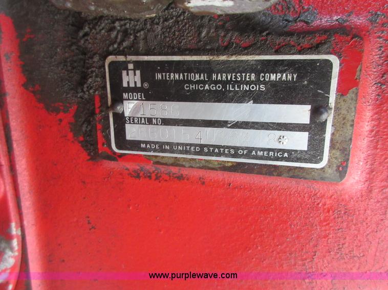 image for item I2017 1979 International 1586 tractor