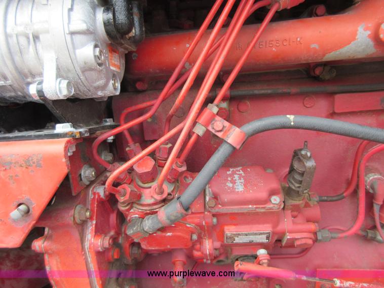 image for item I2017 1979 International 1586 tractor