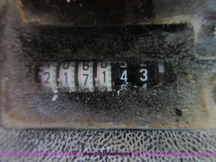 image for item I2017 1979 International 1586 tractor