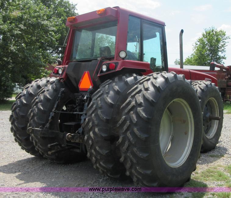 image for item I2018 1984 International 6788 (2+2) 4WD tractor