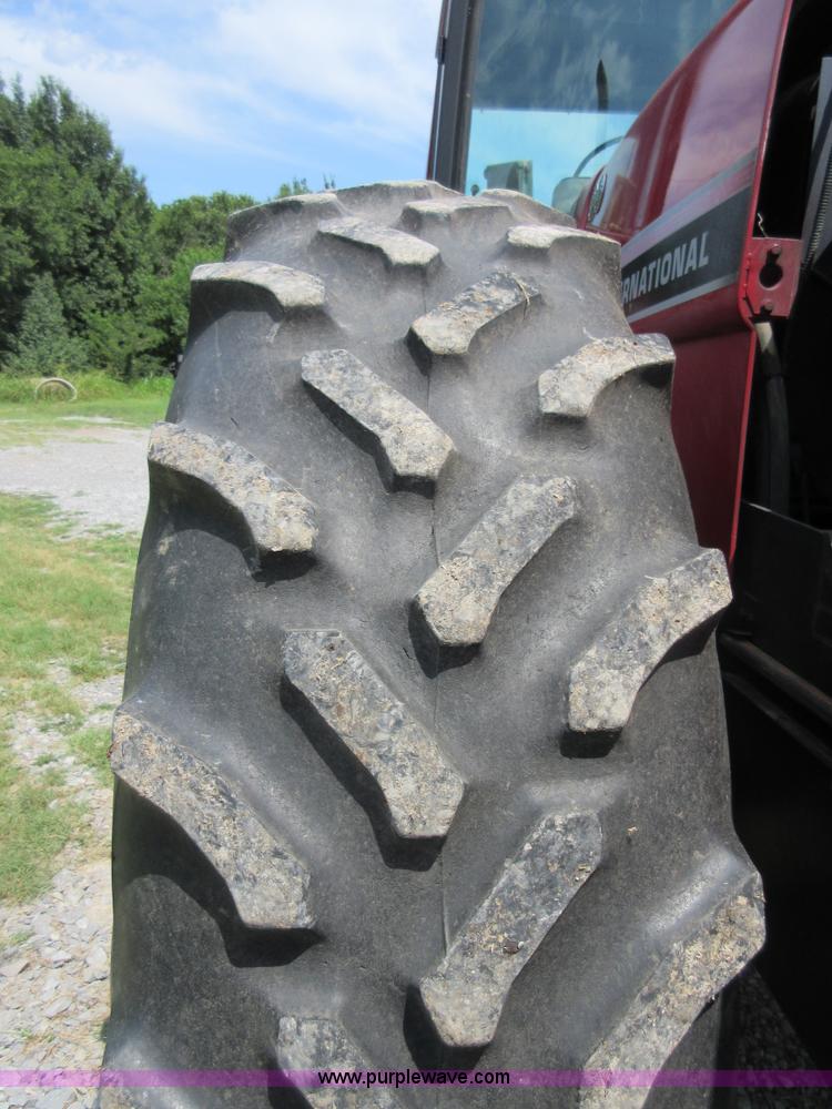 image for item I2018 1984 International 6788 (2+2) 4WD tractor