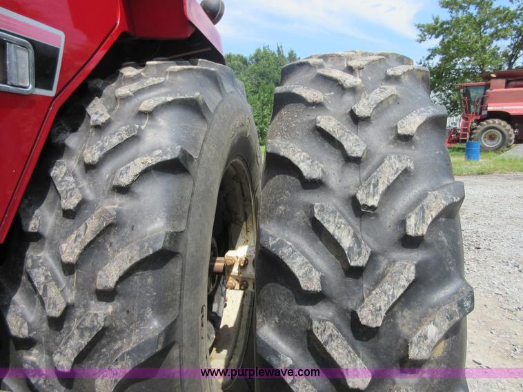 image for item I2018 1984 International 6788 (2+2) 4WD tractor