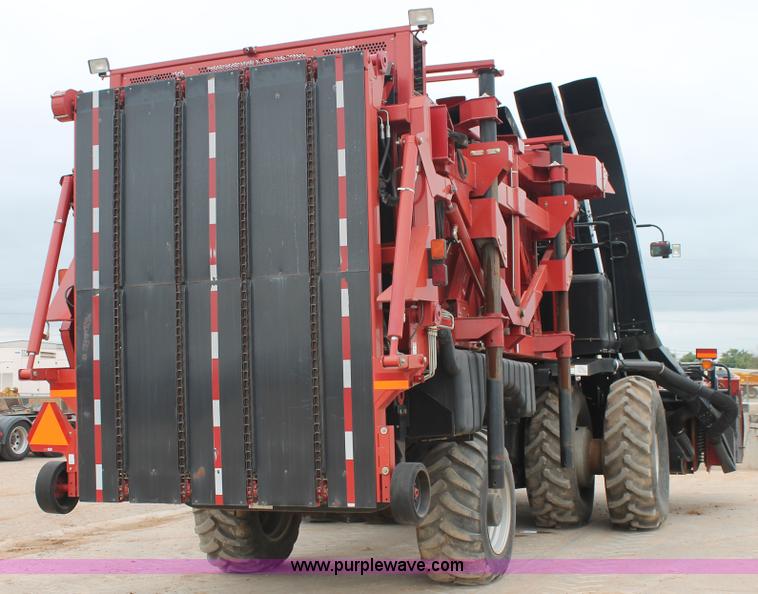 image for item J1459 2007 Case IH Module Express 625 cotton picker