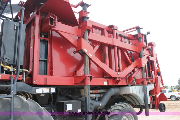 image for item J1459 2007 Case IH Module Express 625 cotton picker