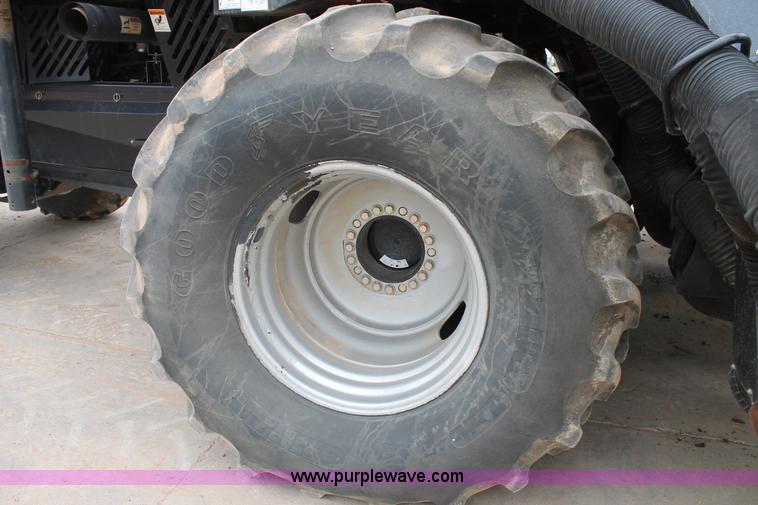 image for item J1459 2007 Case IH Module Express 625 cotton picker