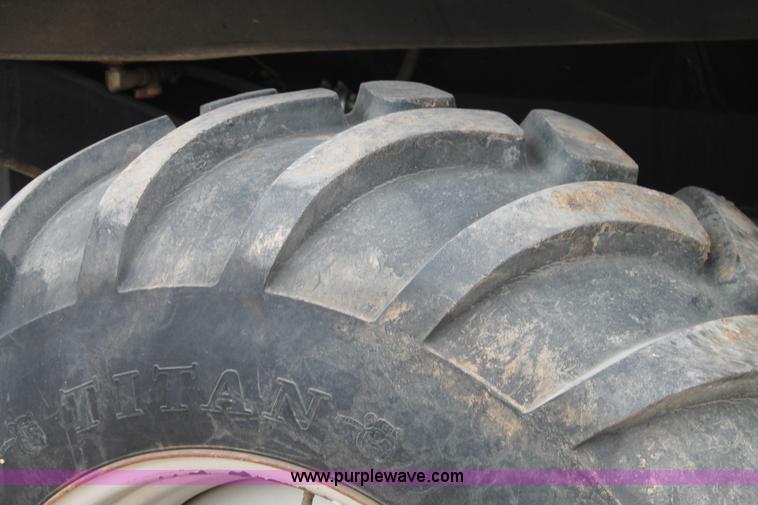 image for item J1459 2007 Case IH Module Express 625 cotton picker