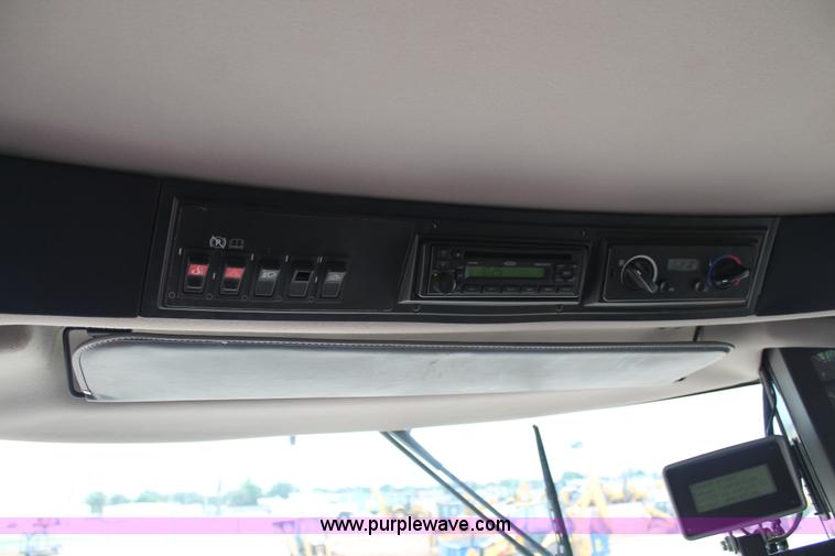 image for item J1459 2007 Case IH Module Express 625 cotton picker