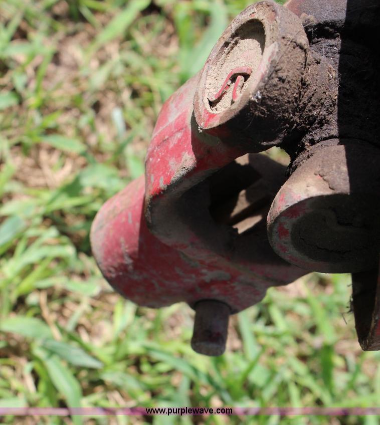 image for item J5769 1977 New Holland 315 small square baler