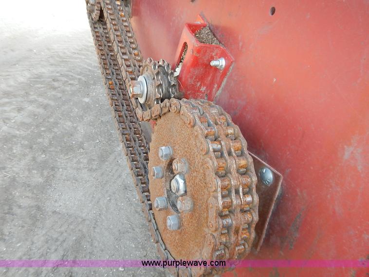 image for item J6450 International 963 corn head