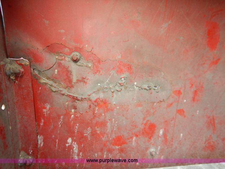 image for item J6450 International 963 corn head