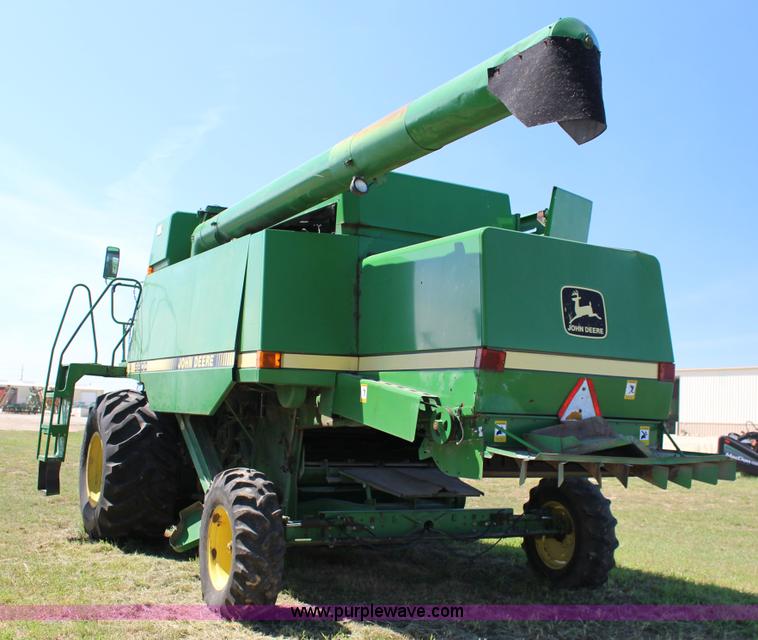image for item K1067 1989 John Deere 9600 combine
