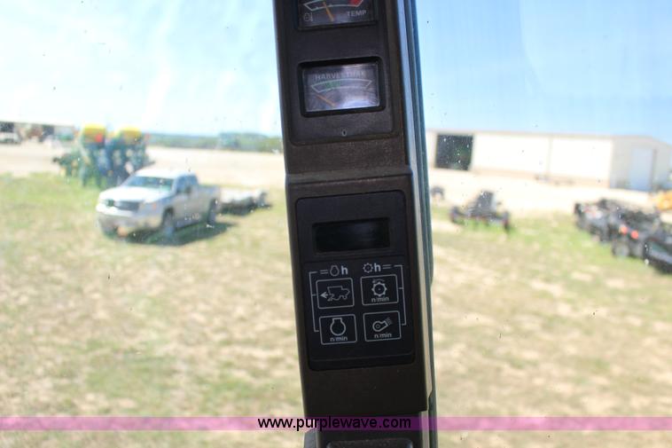 image for item K1067 1989 John Deere 9600 combine