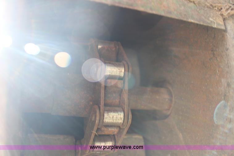 image for item K1067 1989 John Deere 9600 combine