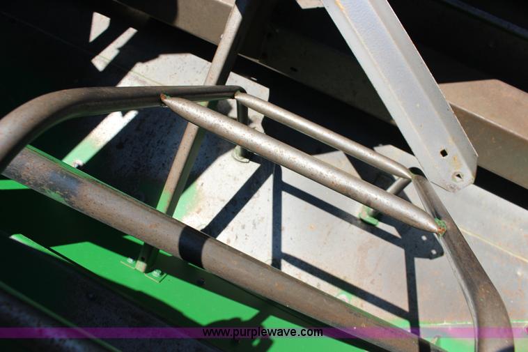 image for item K1067 1989 John Deere 9600 combine