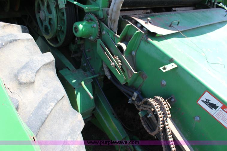 image for item K1067 1989 John Deere 9600 combine