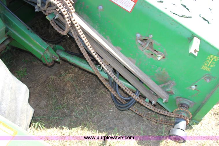 image for item K1067 1989 John Deere 9600 combine