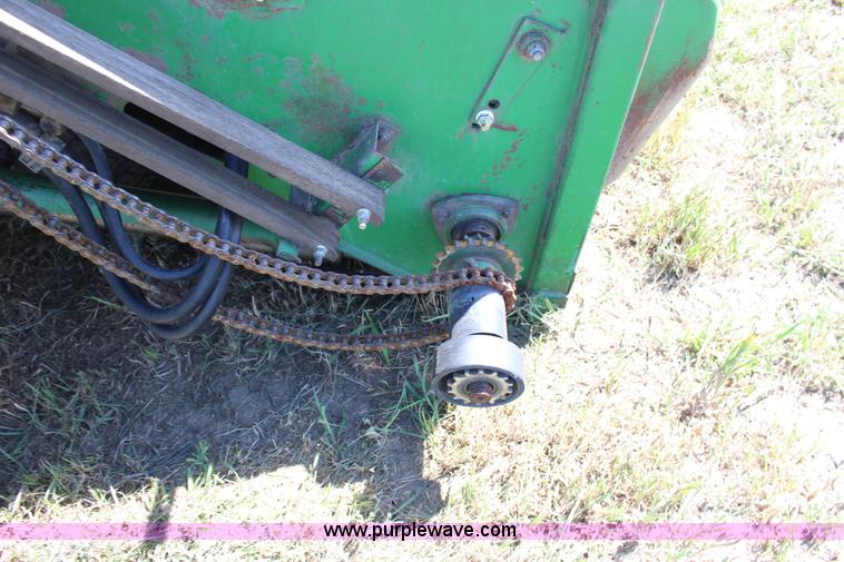 image for item K1067 1989 John Deere 9600 combine