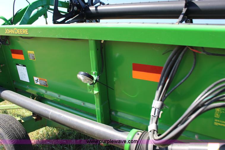 image for item K1068 2007 John Deere 625F flex head