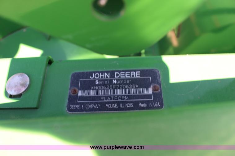 image for item K1068 2007 John Deere 625F flex head