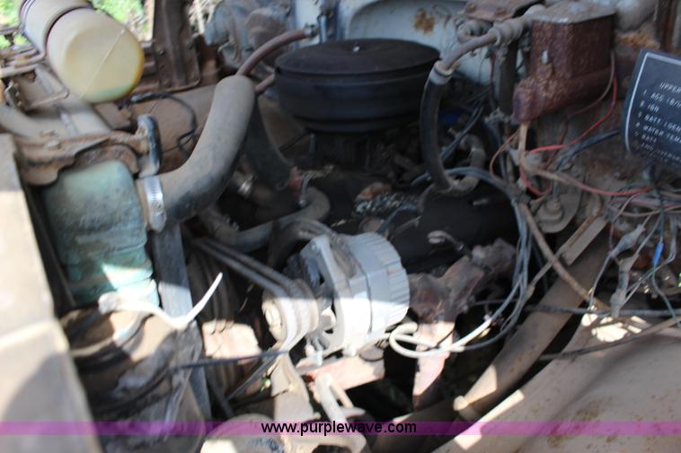 image for item K1078 1974 Chevrolet C60 grain truck