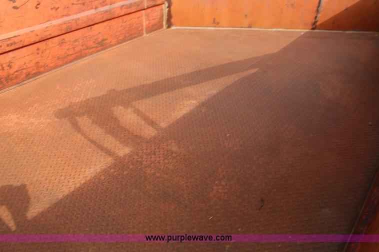 image for item K1078 1974 Chevrolet C60 grain truck