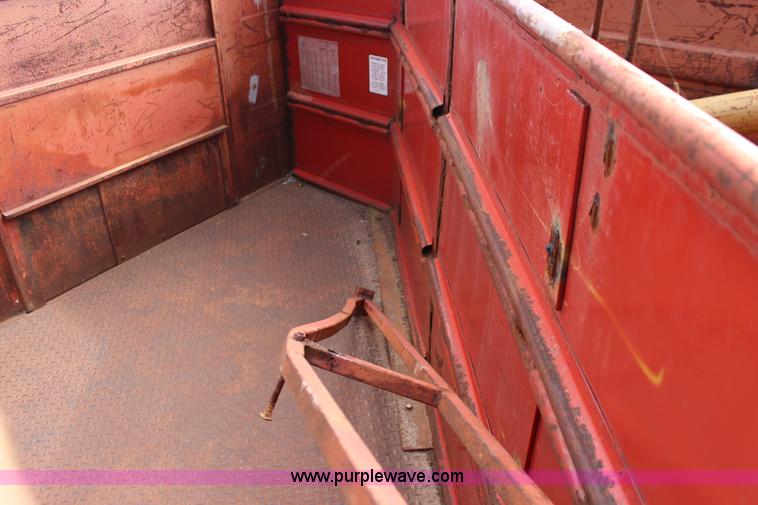 image for item K1078 1974 Chevrolet C60 grain truck