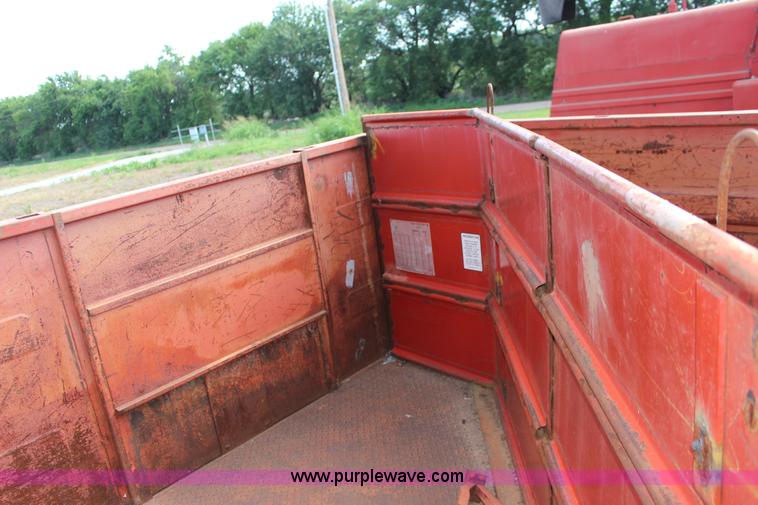 image for item K1078 1974 Chevrolet C60 grain truck