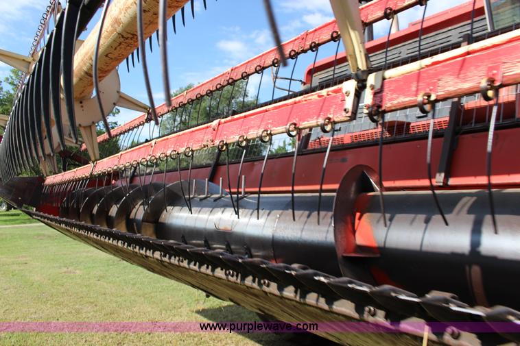 image for item K1079 1984 Massey-Ferguson 860 combine