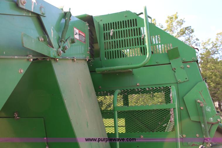 image for item K1080 1997 John Deere 7455 6R30 cotton stripper